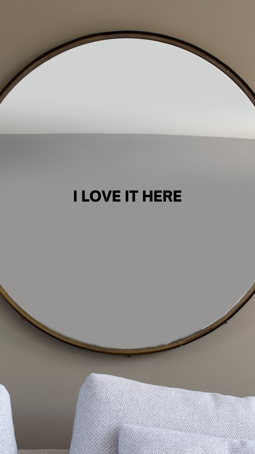 black mirror sticker / I love it here