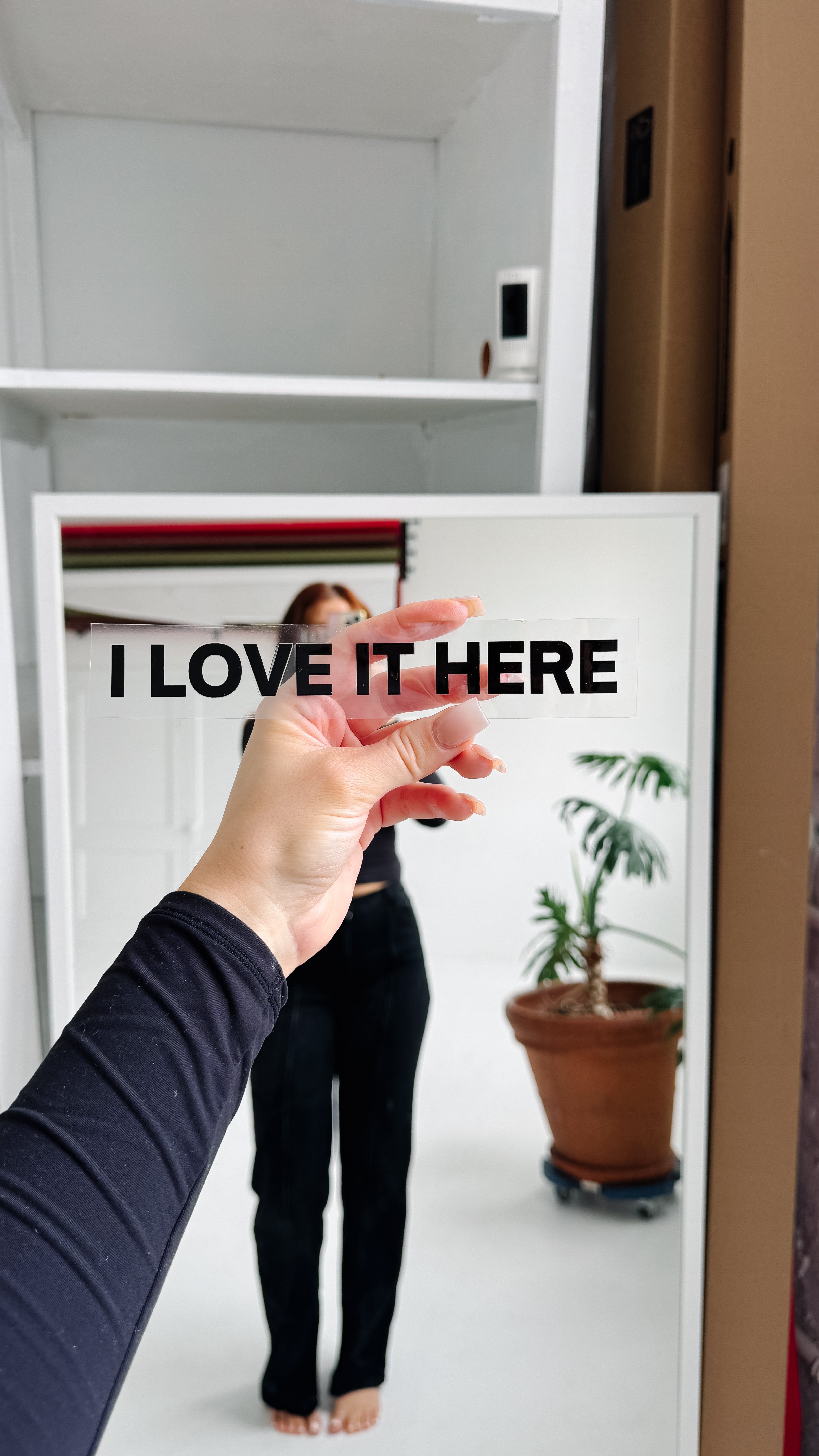 black mirror sticker / I love it here